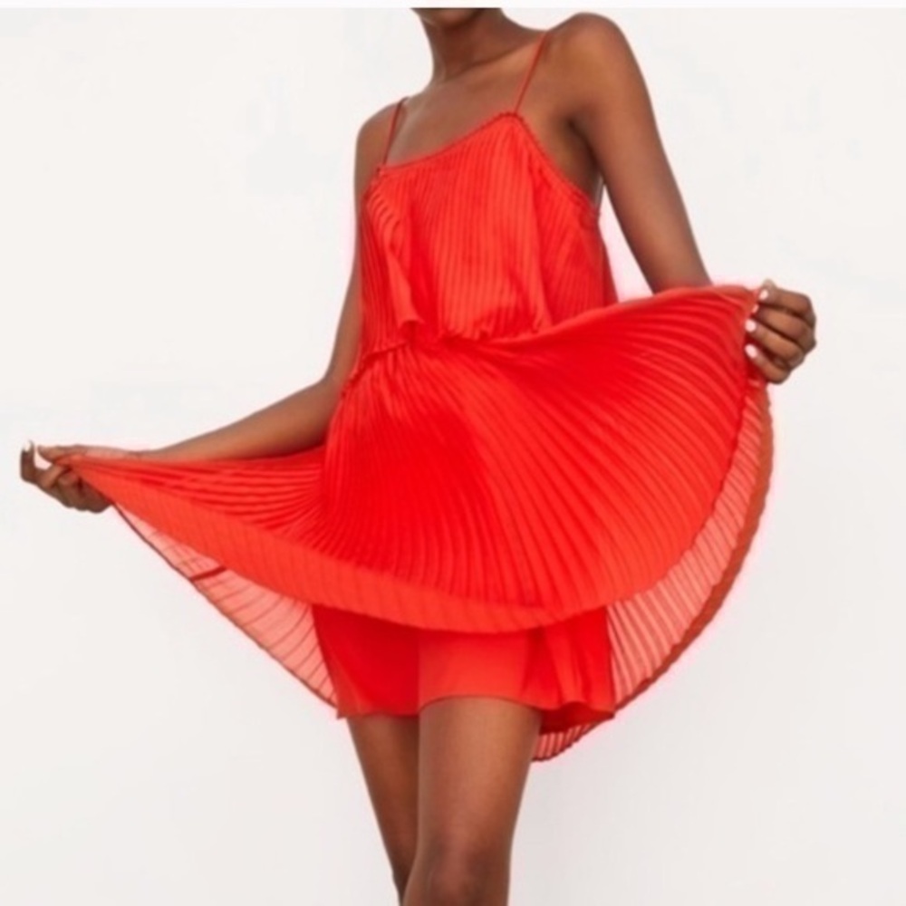 NWOT Zara Pleated red Dress with Spaghetti